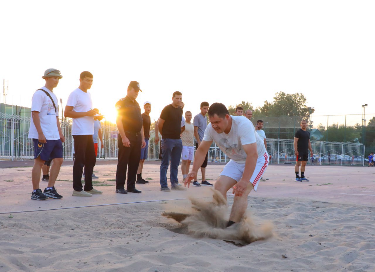 Yalangoch atletika rasmlar